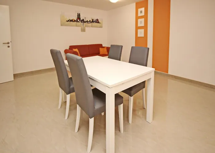 House Gorica 2 - Underground Level Pensjonat