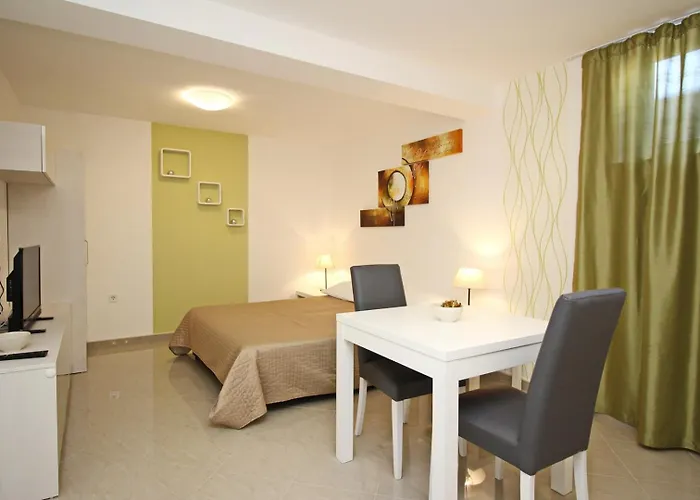 House Gorica 2 - Underground Level Pensjonat 4*