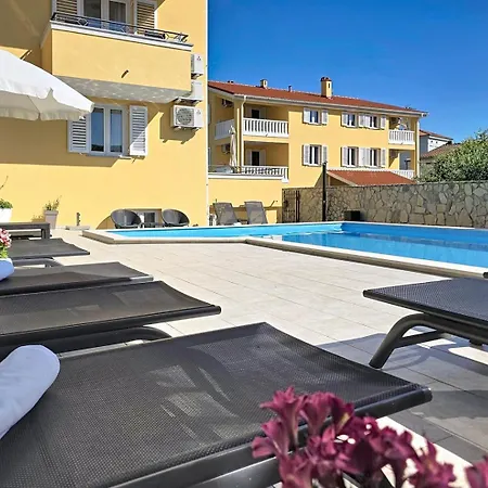 House Gorica 2 - Underground Level בית הארחה 4*