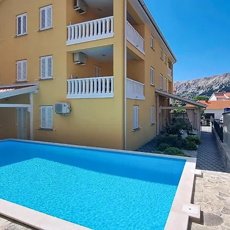 בית הארחה House Gorica 2 - Underground Level 4*