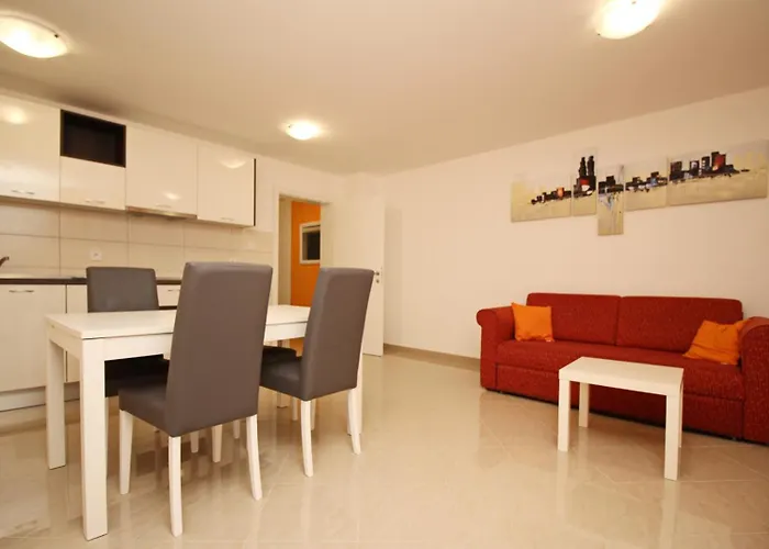 Гостевой дом House Gorica 2 - Underground Level 4*